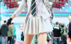 装备套餐小姐姐,打造个性化时尚装备指南