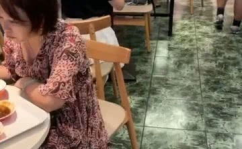 小姐姐的肩章,小姐姐的肩章故事